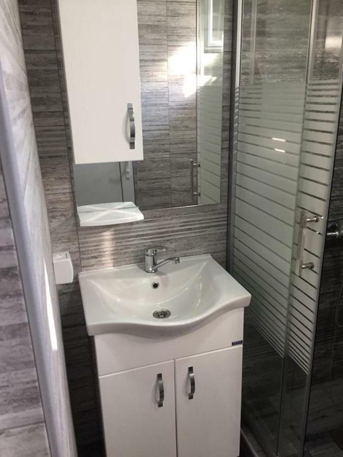 Apartments Groshev Dojran Luaran gambar