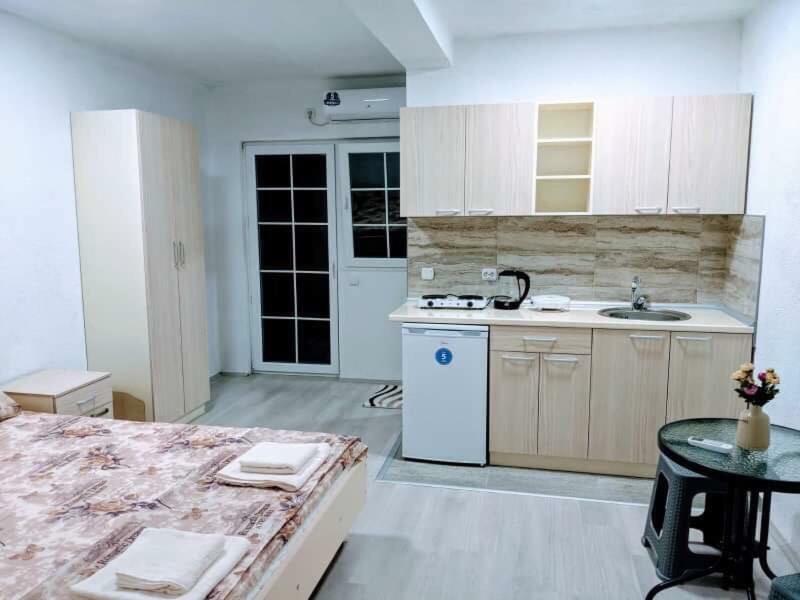 Apartments Groshev Dojran Luaran gambar